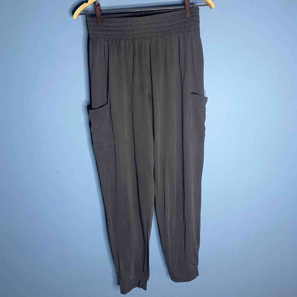 American Eagle slouchy pants